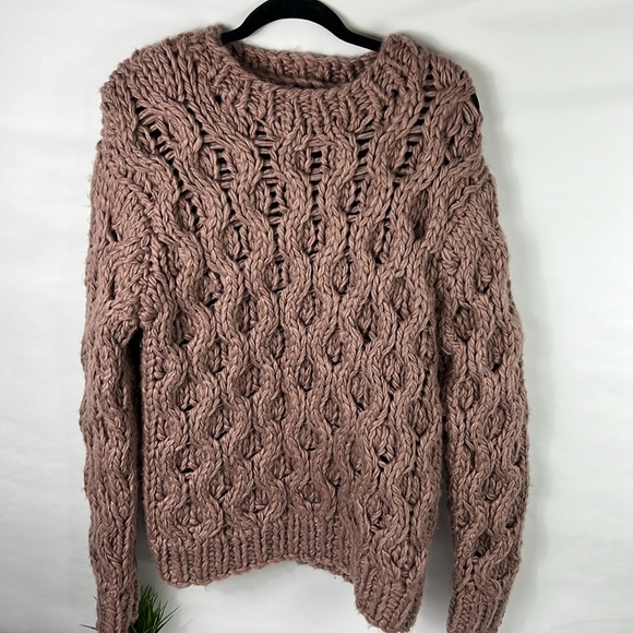NWT Heavy Chunky Handknitted Sweater - Picture 1 of 8